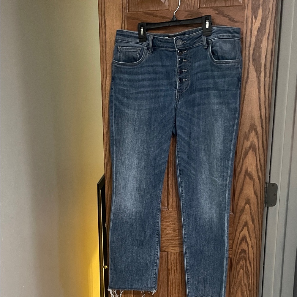 Kut from the Kloth ankle jeans raw hem